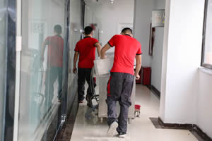 ���ְ�ҹ�˾